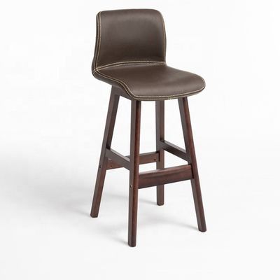 Uitstekend vakmanschap Keuken Barstoelen met hoge stoelen Barkruk en aangepast ontwerp in zwarte kleur