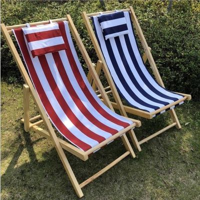 Algemeen Buitenmeubilair Moderne ontwerp Verstelbare hoogte Opvouwbare houten strandstoel met kussen in meerdere kleuren