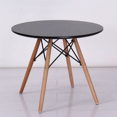 Geen gevouwen verzekering Op maat gemaakte praktische professionele vierkant eettafel met massief houten been Koffietafel Postverpakking