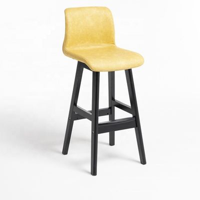 Uitstekend vakmanschap Keuken Barstoelen met hoge stoelen Barkruk en aangepast ontwerp in zwarte kleur