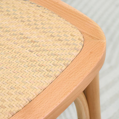 Professionele stapelbare X Back Rattan Eetstoel Frans Accent Houten Stoel voor trouwfeest in aangepaste kleuren