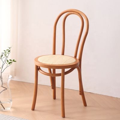 Natural Rattan Cushion Solid Wood Wedding Houten Stoel Moderne Op maat gemaakte banket Stackable Stoel voor commercieel meubilair