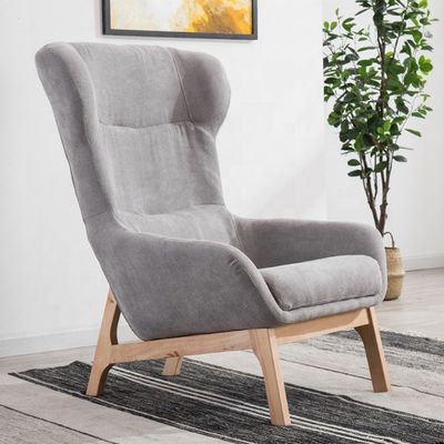 Uitstekend vakmanschap Leefkamer Leisure Chair Luxe voor 2021 Aanpassing in synthetisch leer en rubber hout