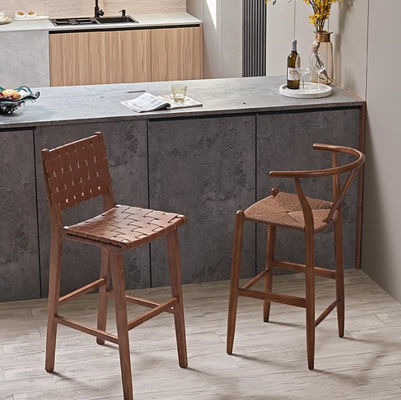 Ash Wood Frame Nordic Bistro Barstoelen met zadel leer geweven stoelen