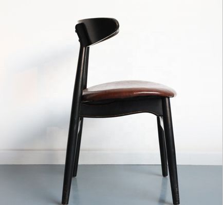 Massivhouten stoel Praktisch en modern ontwerp voor huis stoel Ottomaans