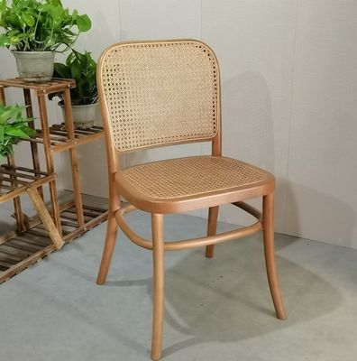 Huismeubelen Houten rotan eetstoel met modern design