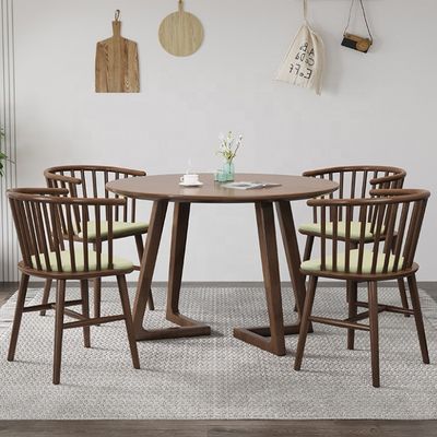 Eettafel van massief hout in Nordic-stijl voor huishoudelijk meubilair in het ziekenhuis in rechthoekige vorm