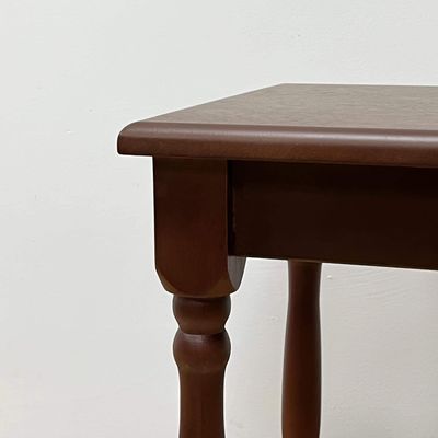 Natuurlijke of donkere walnootkleur Houten eettafel voor antiek restaurant