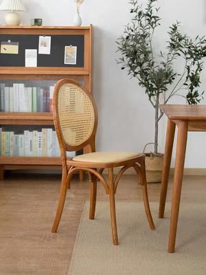Hotel Banket Evenement Eetkamer Meubelen Luxe Moderne Stapelbare Rattan Houten Bruidsstoelen Voor Elegante Zittingen