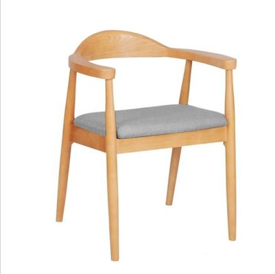 Restaurant Eetkamermeubelen Moderne houten armleunstoel met massief houten frame en Pu stoel