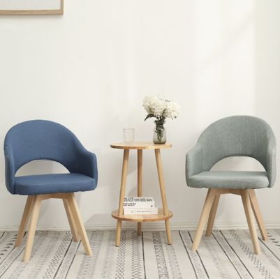 Moderne stijl Noorse eetkamerstoelen met kleurrijke houten stoelen rugleunen en armleuningen