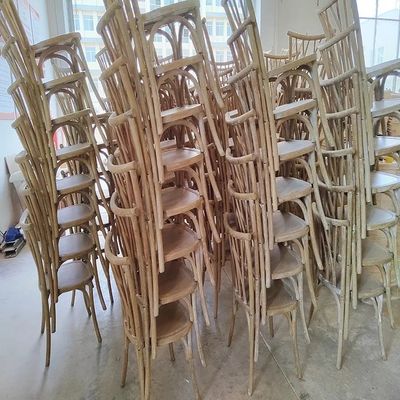 Antieke trouwfeest Vintage X Cross Back Stapelbare houten stoel met rotan schuim stoel