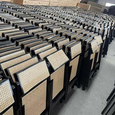 Houten eetkamermeubilair Duurzame opvouwbare stoelen voor restaurants en evenementen
