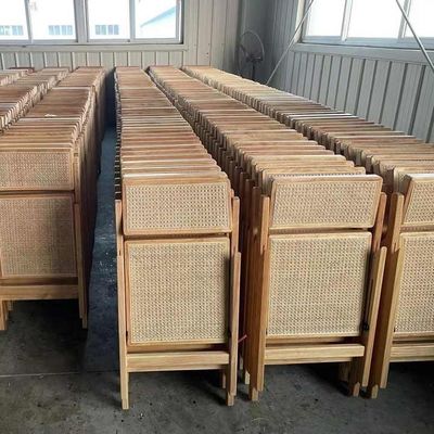 Houten eetkamermeubilair Duurzame opvouwbare stoelen voor restaurants en evenementen