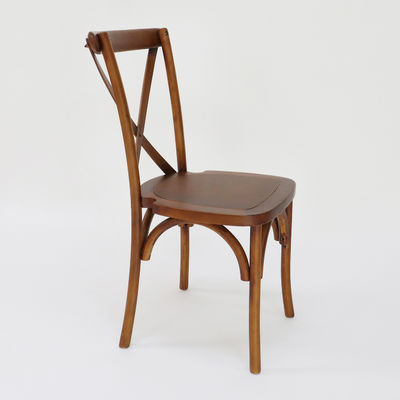 Commerciële meubels Stapelbare Vintage Cross X back Houten eetstoelen voor bruiloften Evenementen en restaurants