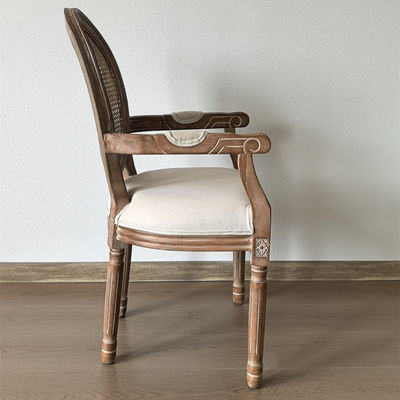 Moderne ontwerp stijl Nitrolacquer Afwerking Franse Vintage stijl Op maat gemaakt Hout Eetstof Louis Armrest Stoel voor Event