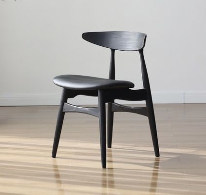 Klassieke Noordse gepoleerde houten stoelen met restaurantstoel in asframes