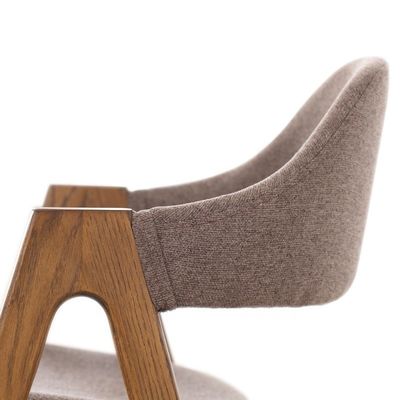 6 stoelen Houten eettafel in Noorse stijl voor het eten