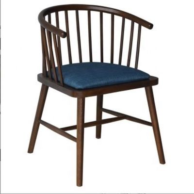 Modern ontwerp stapel Winsor Eetstoel Massivhouten meubels voor Nordic Custom Restaurant