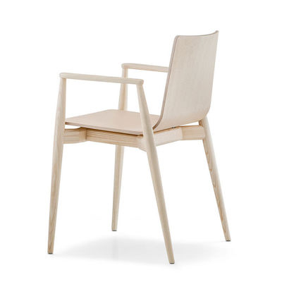 Nordic Light Luxury Solid Wood Armchair Lederen gepoleerde eetstoel voor hotelcafé en woonkamer Postverpakking