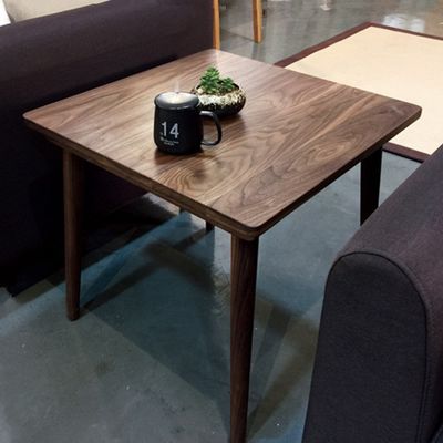 Gepersonaliseerd Kleur Solid Hout Eetkamer Vierkante Koffietafel Moderne Lichte Luxe Kleine Vierkante Tafel
