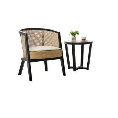 Buitenmeubilair Moderne Noordse Franse massief houten frame Rattan Leisure Chair met gebogen rugleuning ontwerp en aangepaste kleur