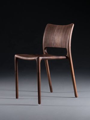 Voeg een vleugje luxe toe aan uw koffiewinkel en restaurant met High End Solid Wood Nordic Bent Backrest Eetstoel