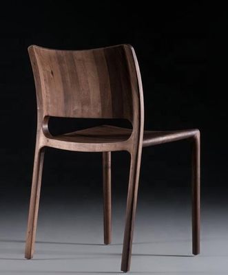 Voeg een vleugje luxe toe aan uw koffiewinkel en restaurant met High End Solid Wood Nordic Bent Backrest Eetstoel