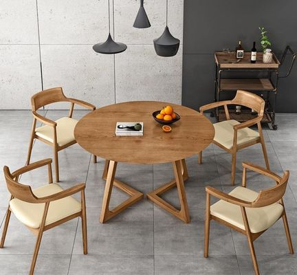 Postverpakking Y Eetkamermeubelen Op maat Moderne ontwerpen Ronde massief hout Koffietafel voor restaurant