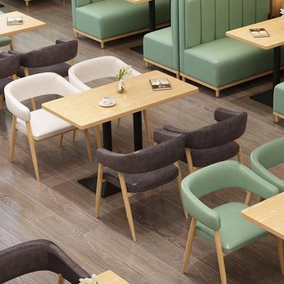 Postverpakking Eettafel stoel combinatie voor snackbar in fastfood restaurant kraam