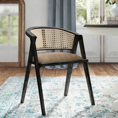 Verbeter het uiterlijk van uw restaurant met aangepaste houten stoelen in uw favoriete kleur