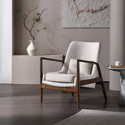 Houten gepoleerde woonkamermeubelen Moderne lounge fauteuil OEM Ja Postverpakking N Houten armstoel