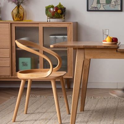 Moderne eetkamer beuk massief hout koffie buigstoel met gebogen rugleuning en Nordieke stijl