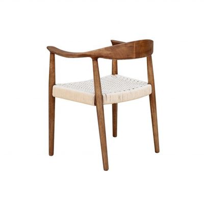 Antieke luxe stoel van massief hout Houten stoel voor eetkamer Restaurant Cafe Hotel