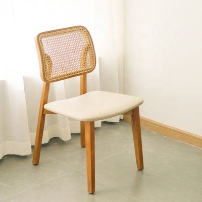 Houten rottangestoel in Nordic Leisure-stijl voor modern interieur