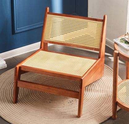 Design Klassieke stoel van rattan van massief hout met gelakte afwerking GEEN Gevouwen moderne noordelijke loungestoel