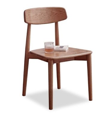 Stapelbare eetstoel voor modern restaurant gemaakt van massief hout in natuurlijke kleur