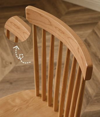 Moderne eettafel van massief hout voor restaurant Windsor Design en duurzaamheid