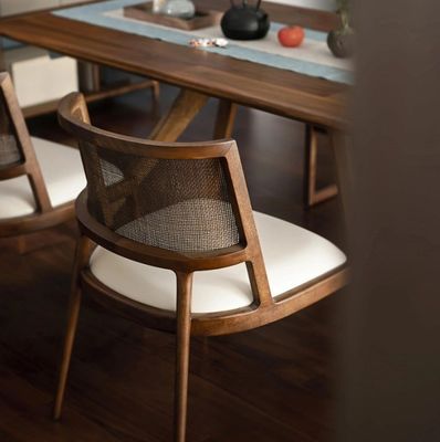 Eetkamermeubilair Luxe Rattan Solid Wood PU Lederset Eetstoel Voor restaurant met en OEM service Geaccepteerd