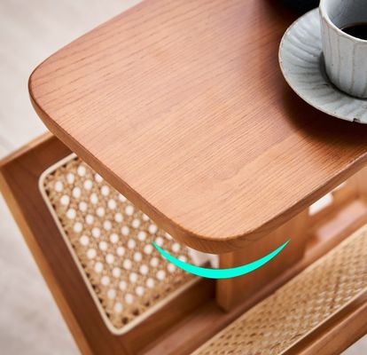 Volledig houten vierkante zijtafel met geweven rotan boekenplank gelakt en duurzaam