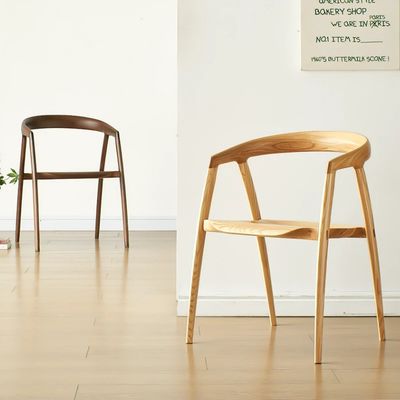 Postverpakking Eetstoel Ontwerp voor Restaurant Hotelmeubelen Massivhout Moderne Walnoot Kleur Grootte W57*D53*H77CM