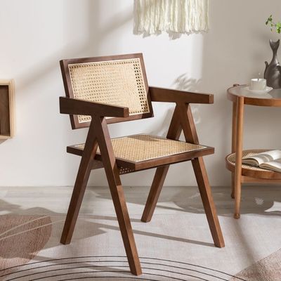 Natuurkleur Moderne massief hout rattan armstoel met modern ontwerp