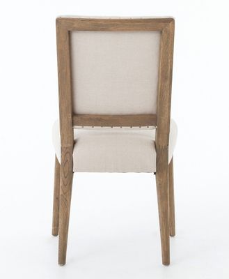 Restaurant Hotel Eetstoel van massief hout met nitrolacquer en moderne stoffen