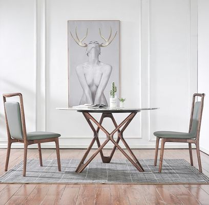 Huismeubelen Moderne Noorse stijl Restaurant Eetkamer Houten eetstoelen met nitrolacquer afwerking