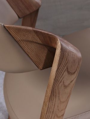 Eetkamermeubilair Italiaans luxe modern design Houten café stoel gestapelde stoelen voor verfijnd eten