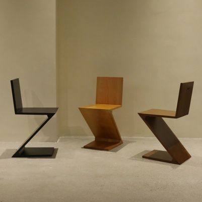 Postverpakking N Moderne Noordse stijl Z Houten gestapelde stoelen voor huishoudelijk meubilair in eetkamer van restaurant en café