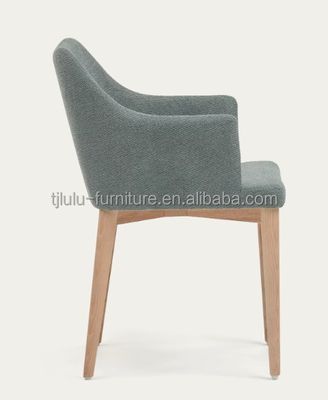 Solid Wood Leg Living Room Leisure Chair Unieke rugleuning Design Stof Eetstoel voor Modern Eetkamer Meubel