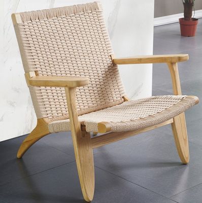 Meubelen voor woonkamers van massief hout met nitrolacquer armsteunstoelen