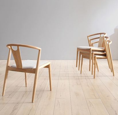 Postverpakking N Eetkamermeubelen Moderne massief hout PU leer/stof gestapelde stoel voor in restaurant en woonkamer
