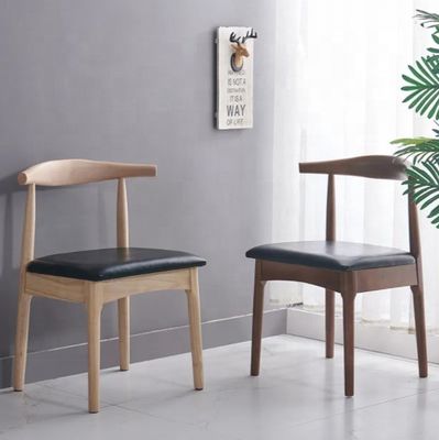 Eetkamermeubilair Europese stijl Moderne stoelen met oshoorn en PU/stof stoel Houten frame Postverpakking Y